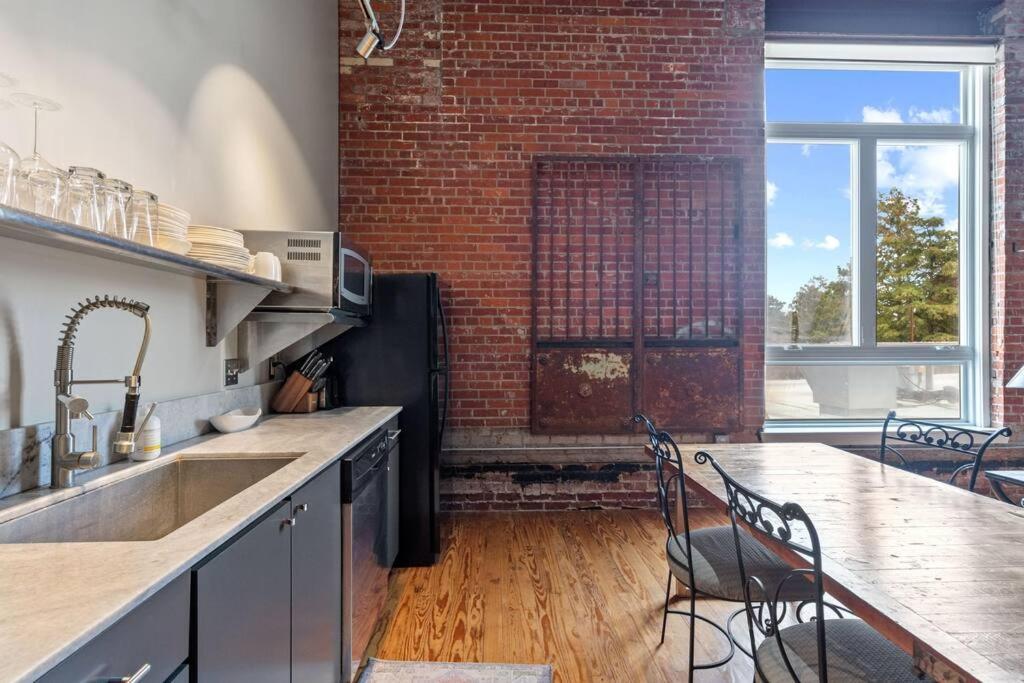 Cajun Stays-Buchanan Loft #4 Lafayette Eksteriør bilde